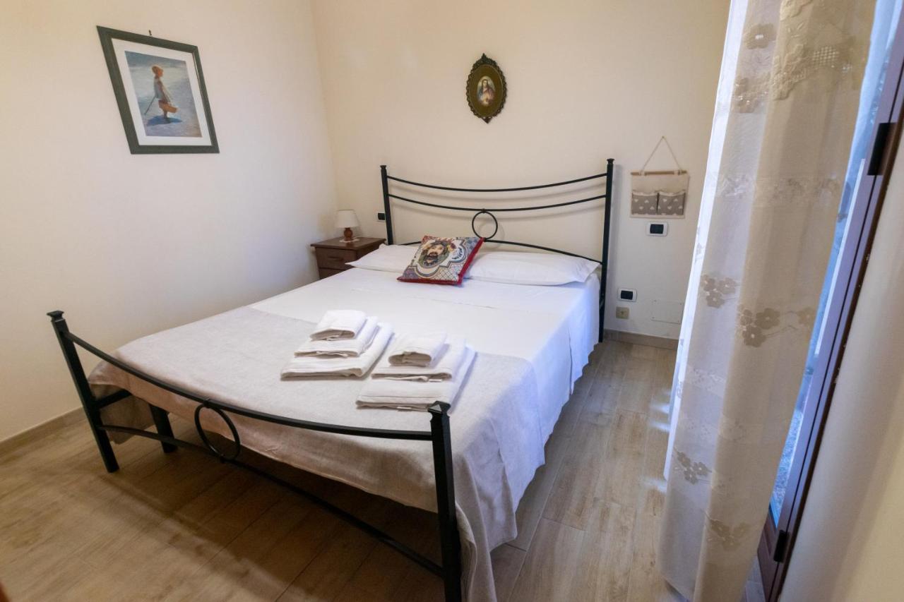 Corallo Holiday House Acitrezza Aci Trezza Exterior photo